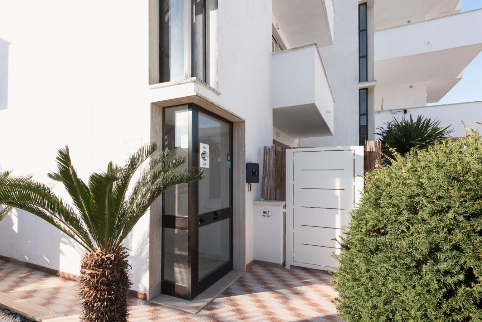 بورتو سيساريو Infinity Residence Con Parcheggio المظهر الخارجي الصورة